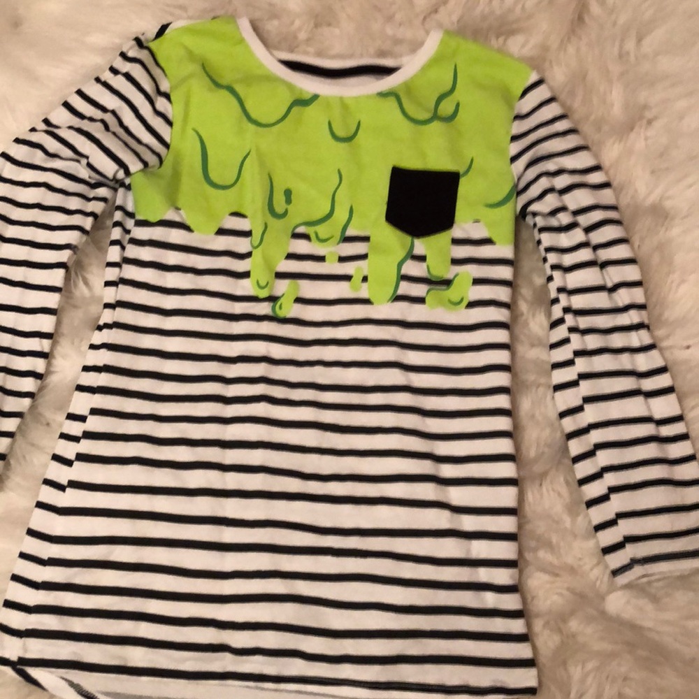 Long sleeve slime shirt
